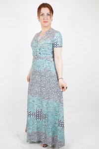 Short-sleeved flowered dress